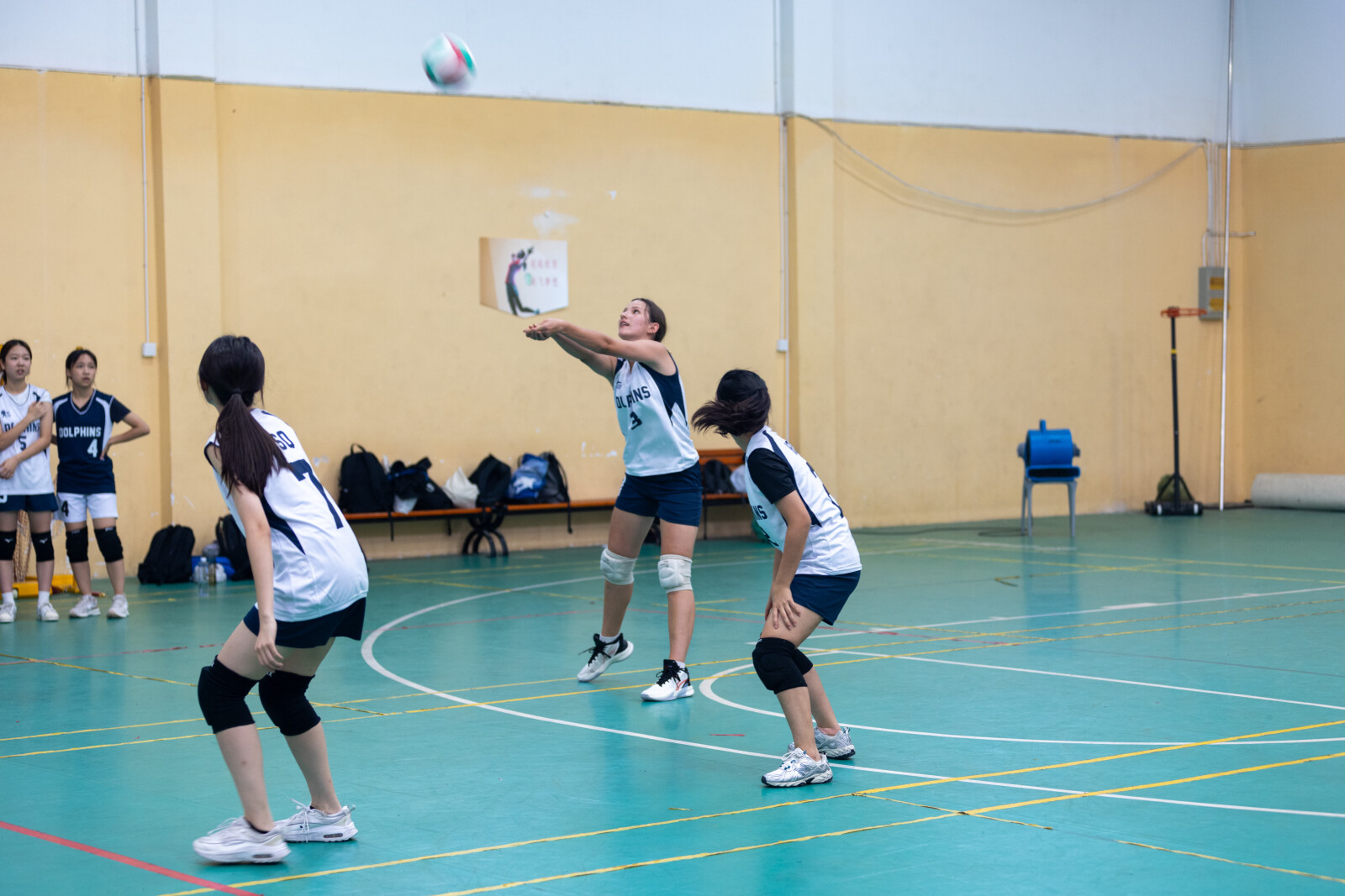 high-school-volleyball-game-international-school-of-qingdao